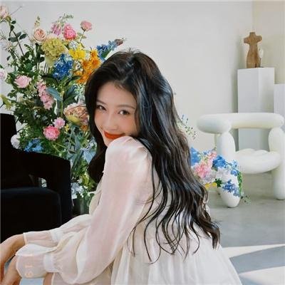 蒙娜丽莎与血月